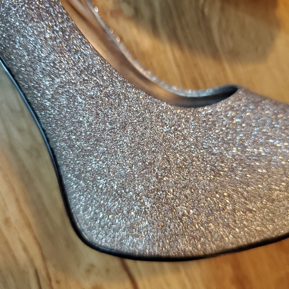 Guess EUC silver glitter platform heels 6 - Picture 9 of 10